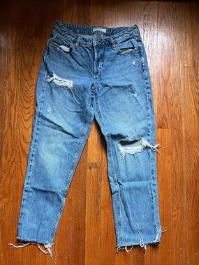 GARAGE Distressed Mid-rise Blue Denim Jeans